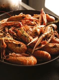 Pan-fried langoustines with garlic and thyme butter