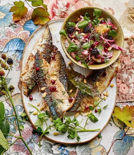 Pan-fried mackerel fillets with pear and pomegranate slaw