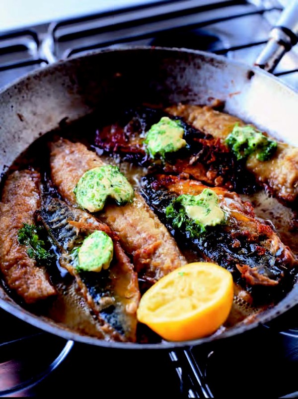 Pan-fried mackerel with herb butter