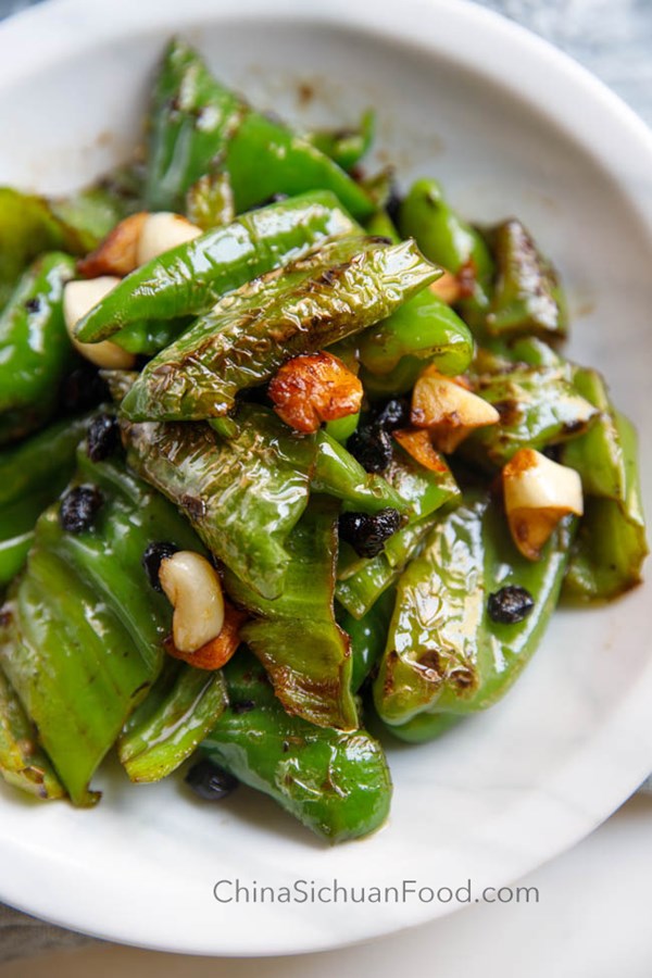 Pan-fried peppers with garlic and Chinese black beans
