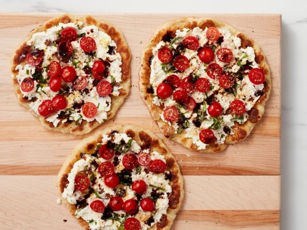 Pan-fried pizzas 