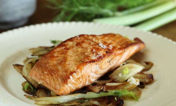 Pan fried salmon with fennel
