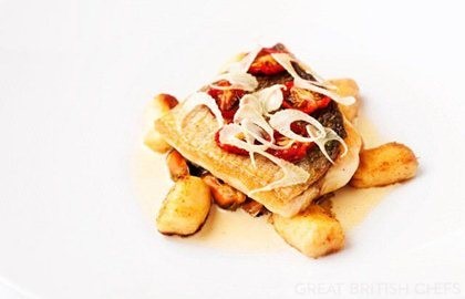 Pan-fried sea bass with Brancaster mussels, gnocchi and fennel