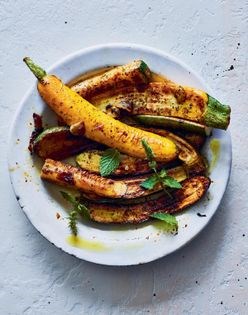 Pan-fried zucchini with garlic and mint (Lob el kossa)