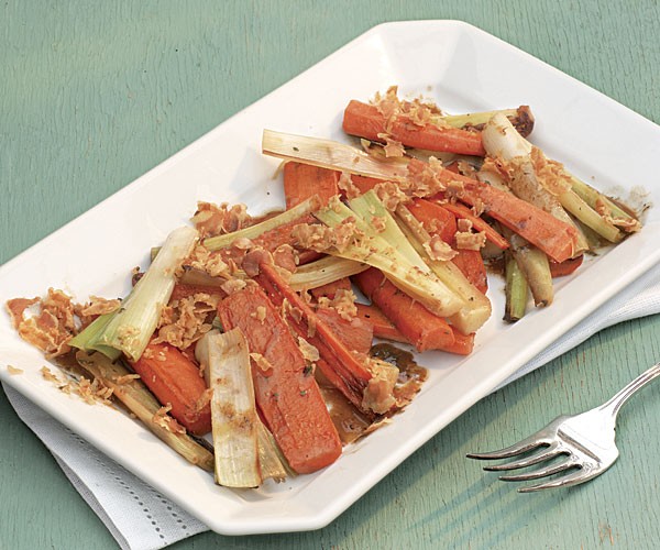 Pan-roasted carrots with leeks, pancetta, and thyme