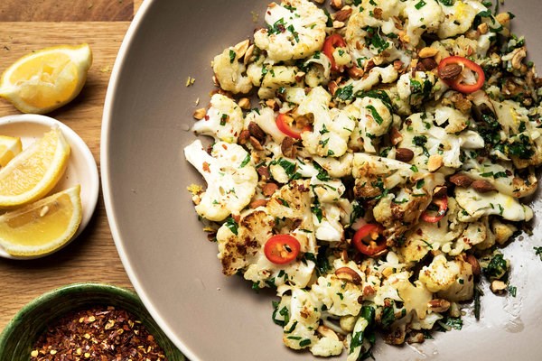 Pan-roasted cauliflower with garlic, parsley and rosemary