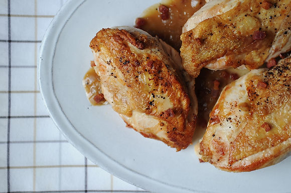 Pan roasted chicken breast with Dijon sauce and crispy pancetta