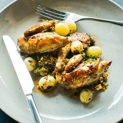 Pan-roasted chicken with grapes, walnuts and quinoa