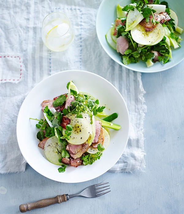 Pan-roasted duck with leek, apple and bacon salad