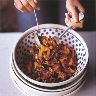 Pan-roasted peppers with almonds (Peperoni mandorlati)