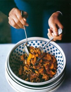 Pan-roasted peppers with almonds (Peperoni mandorlati)