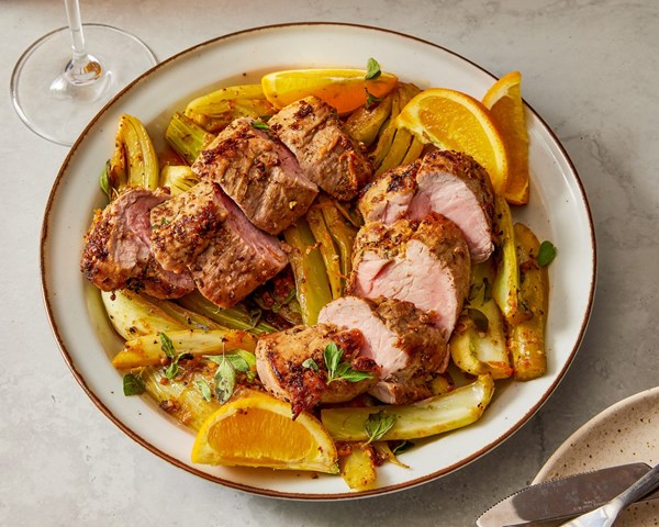 Pan-roasted pork tenderloin and fennel with coriander and orange