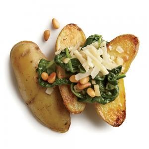 Pan-seared potatoes with spinach and garlic
