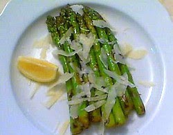 Pan-seared Spring asparagus with lemon, balsamic and Parmesan