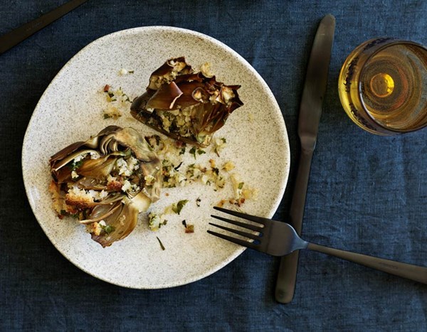 Pancetta-roasted artichokes