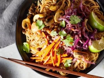 Pancit with vegetables 