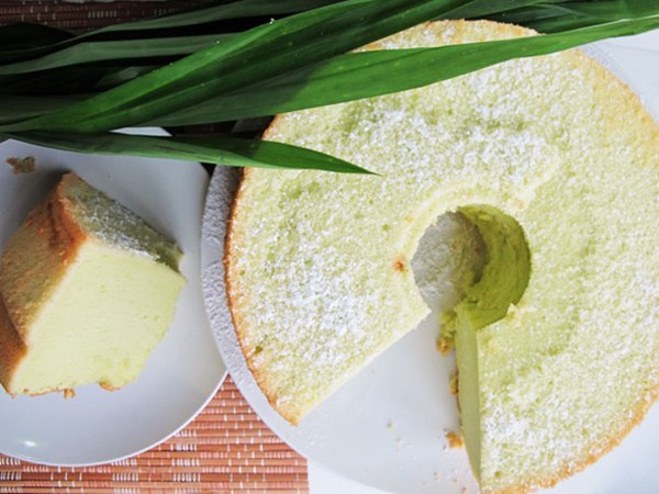 pandan chiffon cake