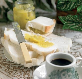 Pandan-infused egg custard jam (Kaya egg jam)