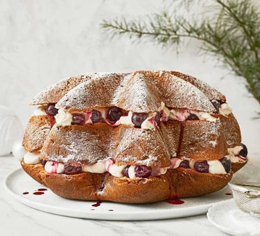 Pandoro layer cake