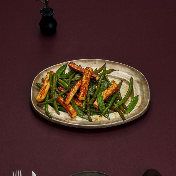 Paneer and green bean stir-fry