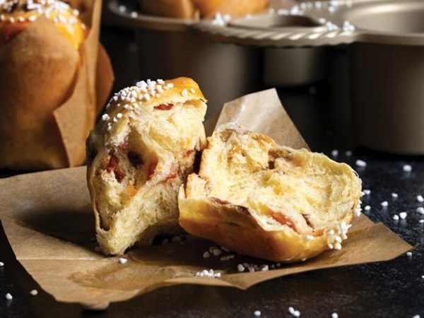Panettone buns