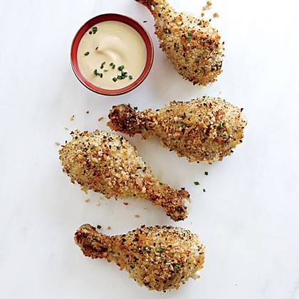 Panko-crusted chicken drumsticks with honey mustard dipping sauce