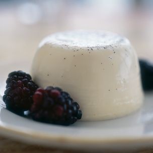 Panna cotta with berries