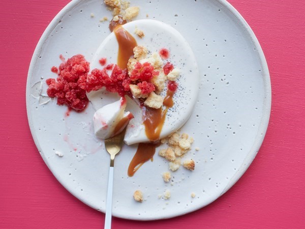 Panna cotta with berry granita and caramel [Jeremiah Stone]