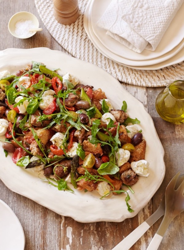 Panzanella with crispy sausage and bocconcini