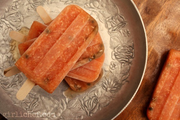 Papaya-coconut paletas