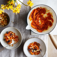 Papaya, raisin and cardamom halwa
