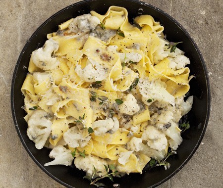 Pappardelle with cauliflower and Gorgonzola (Pappardelle con cavolfiori e Gorgonzola)