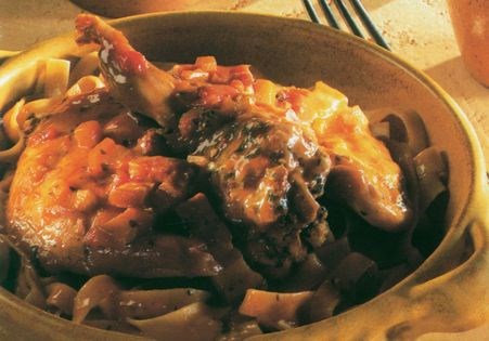 Pappardelle with rabbit (Pappardelle col coniglio)