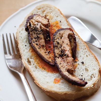 Paprika foie gras on toast (Paprikás libamáj)