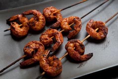 Paprika shrimp skewers