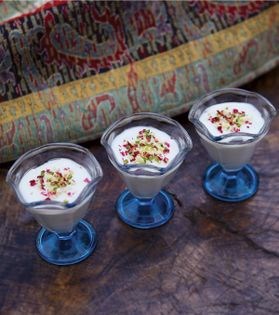 Paradise custard (Yakh dar behesht)