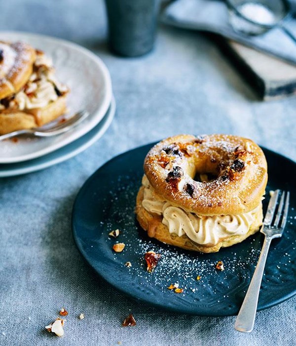Paris-Brest with hazelnut praline cream