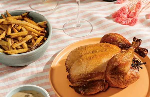 Parisian chicken with mushroom sauce & French fries