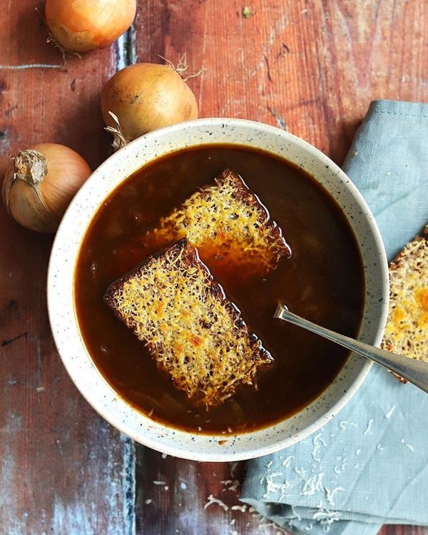 Parisian onion soup