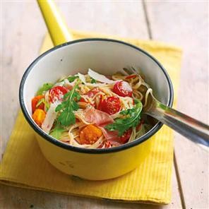 Parma ham, chilli, lemon and rocket linguine