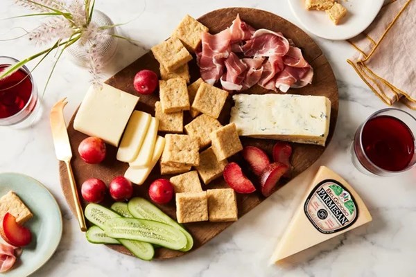 Parmesan & black pepper shortbread