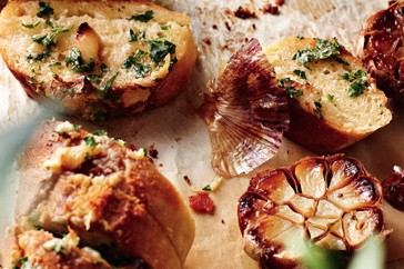 Parmesan & garlic bread