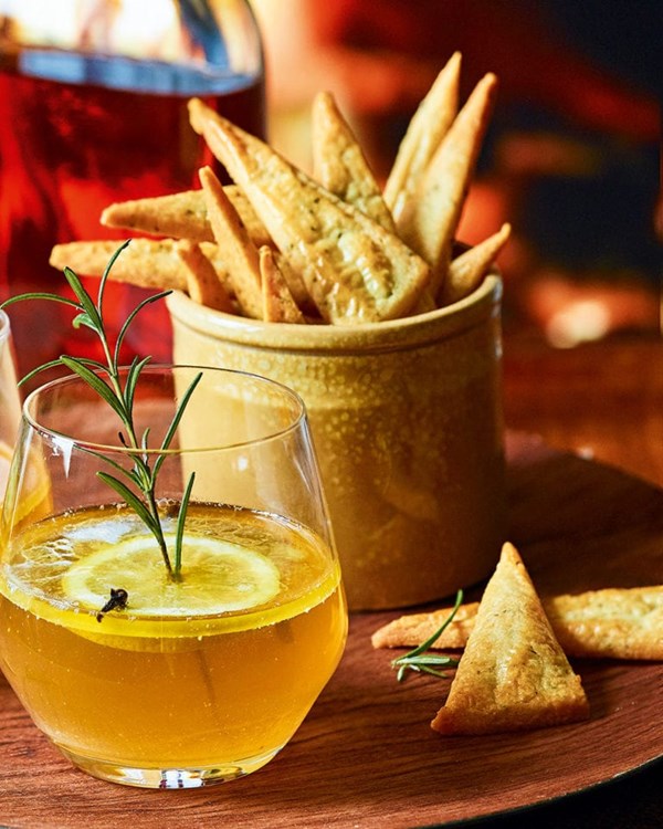Parmesan & rosemary biscuits