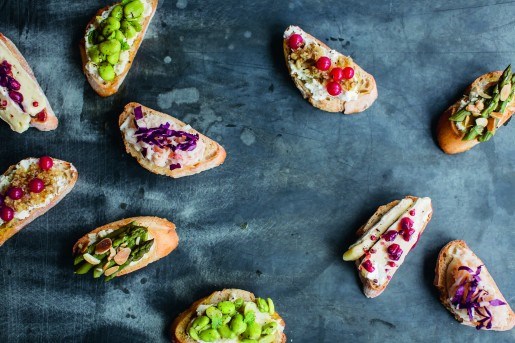 Parmesan and ricotta pesto for crostini (Crema di Parmigiano e ricotta)