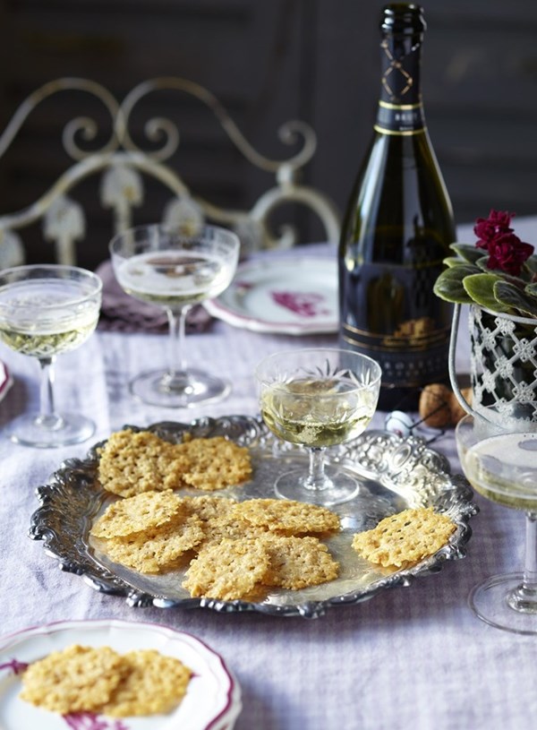 Parmesan and walnut wafers