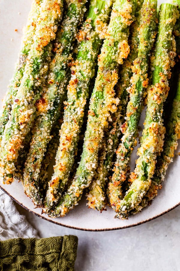 Parmesan asparagus fries