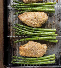 Parmesan-crusted chicken and asparagus