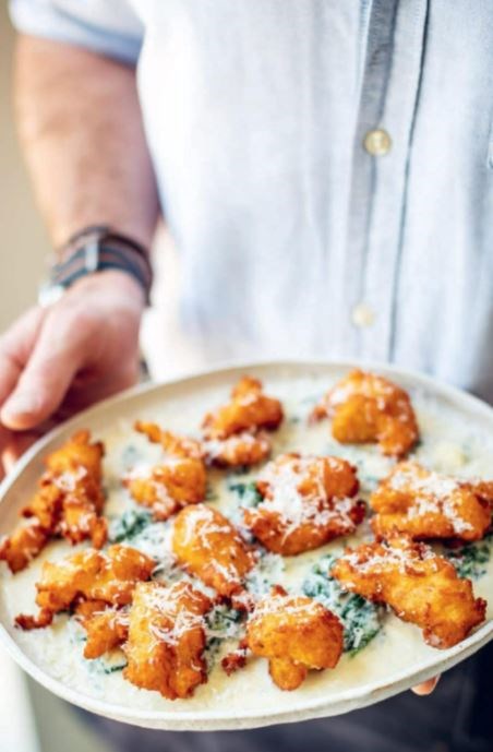 Parmesan fritters with Roquefort spinach