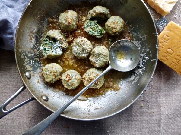 Parmigiano reggiano, ricotta and spinach gnudi with anchovy-garlic butter 