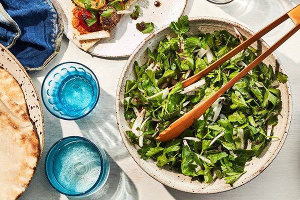 Parsley and onion salad (Biwaz)
